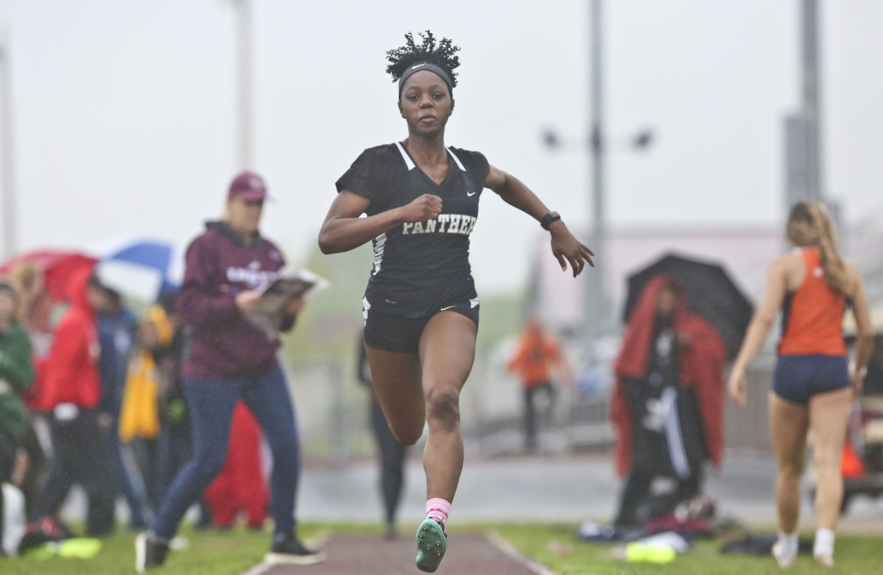 Class 2A Tolono Sectional 15 5.09.19.JPG